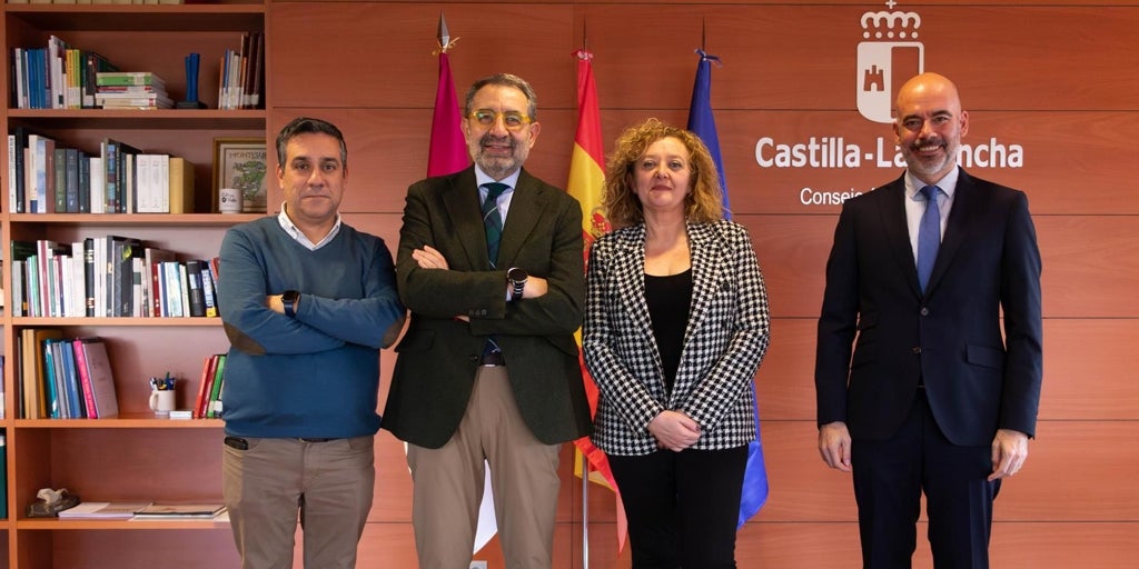 CCOO plantea al consejero de Sanidad la «necesidad» de recuperar la carrera profesional en el Sescam