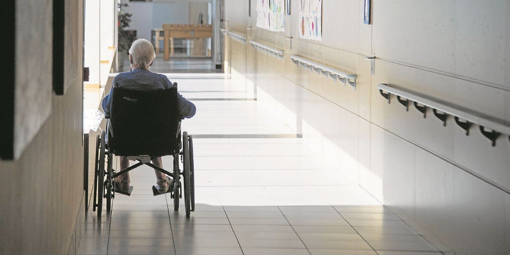 Castilla y León, la autonomía con más plazas de residencias por cada 100 mayores