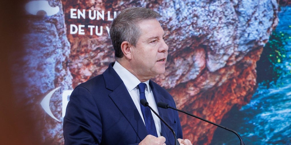 Page defiende un patriotismo emocional que une a España en la adversidad