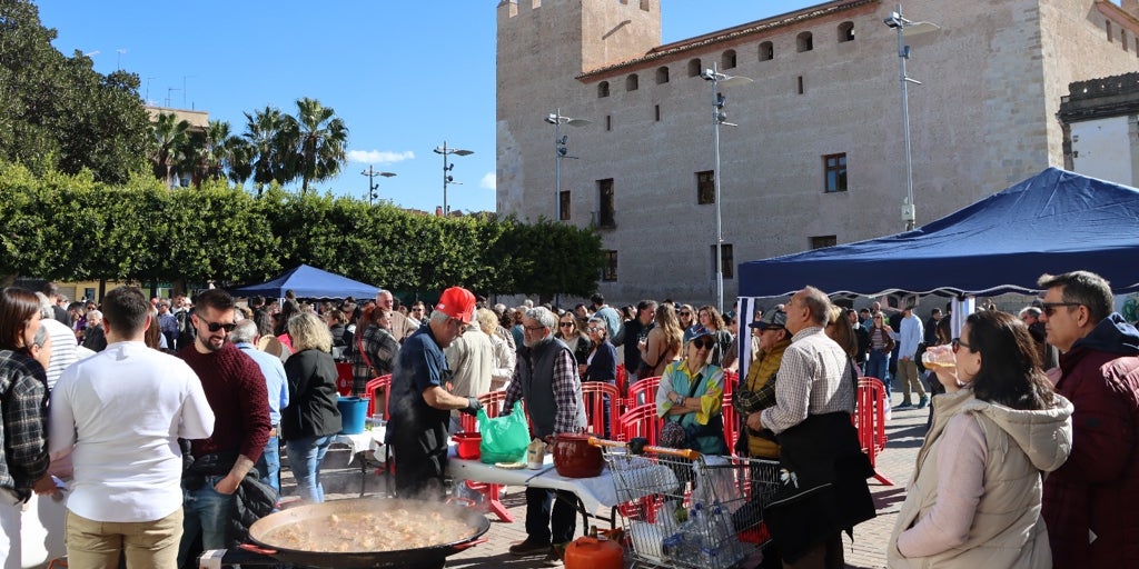 Alaquàs florece con una IX Festa de la Carxofa que vuelve a reunir a los pueblos de l Horta Sud