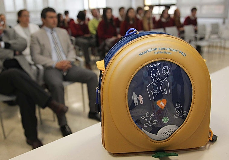 El Instituto de Deportes de Córdoba refuerza la cardioprotección de sus instalaciones con 33 desfibriladores