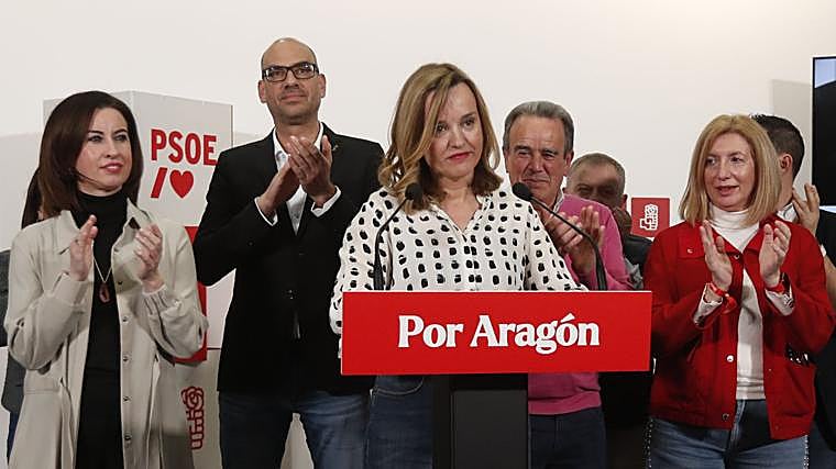 Pilar Alegría, compareciendo después de la debacle