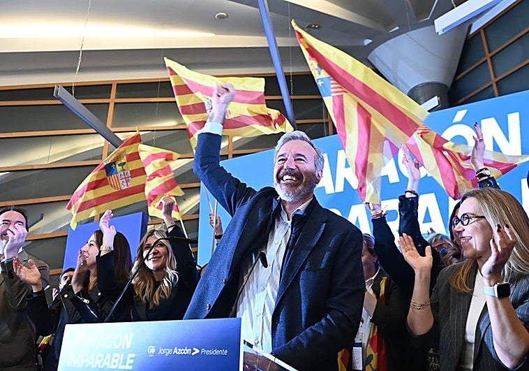 Azcón promete formar gobierno pese a retroceder dos escaños