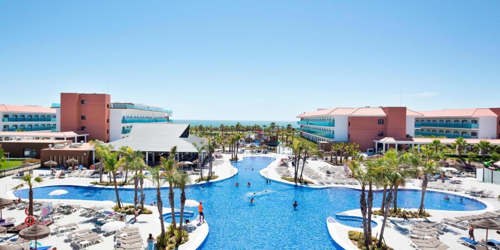 Una conocida cadena de hoteles busca trabajadores en Andalucía: estas son todas las vacantes