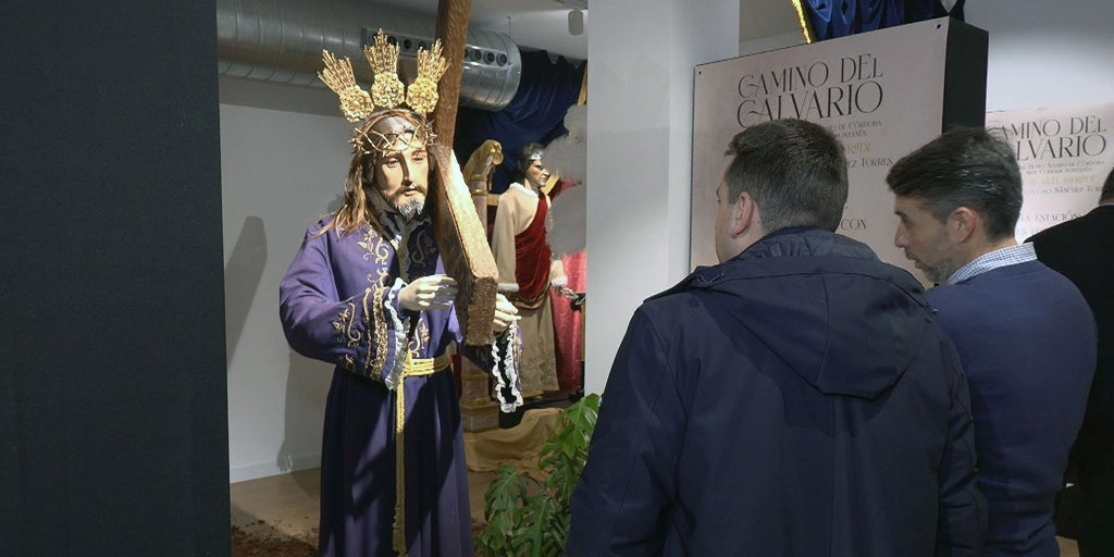 Figuras bíblicas y patrimonio cofrade, en la exposición 'Camino al Calvario' en Puente Genil