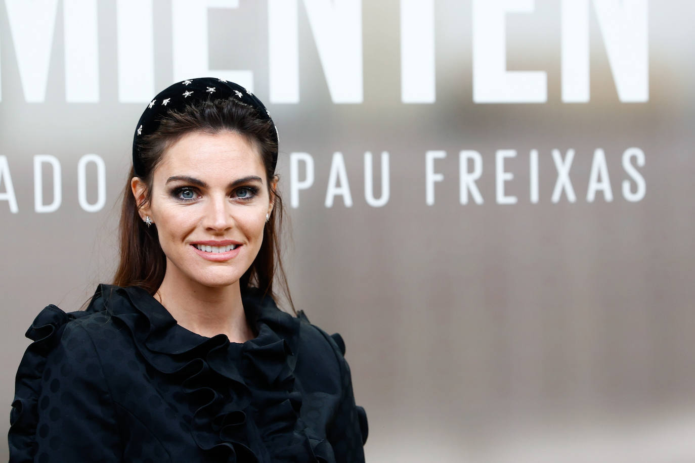 A principios de 2022 Amaia Salamanca apostaba por un castaño muy oscuro casi negro. Se trata de un tono que enfatiza mucho las facciones y que encaja a la perfección con su color de piel.