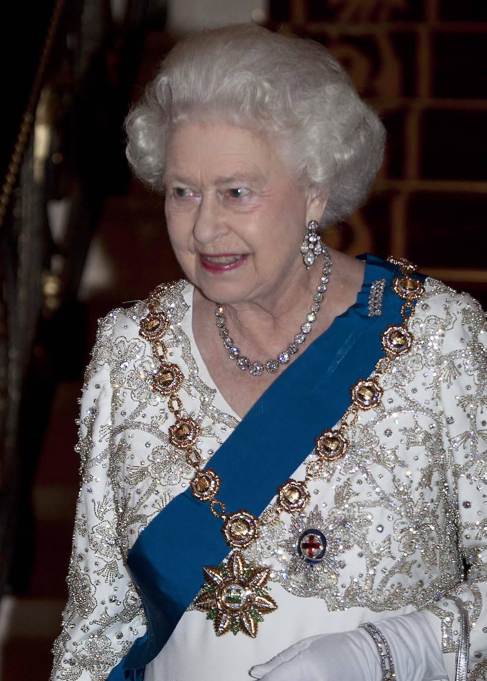 Aunque prefiere sus perlas, en su colección de joyas también hay pendientes como los de araña de Greville. 