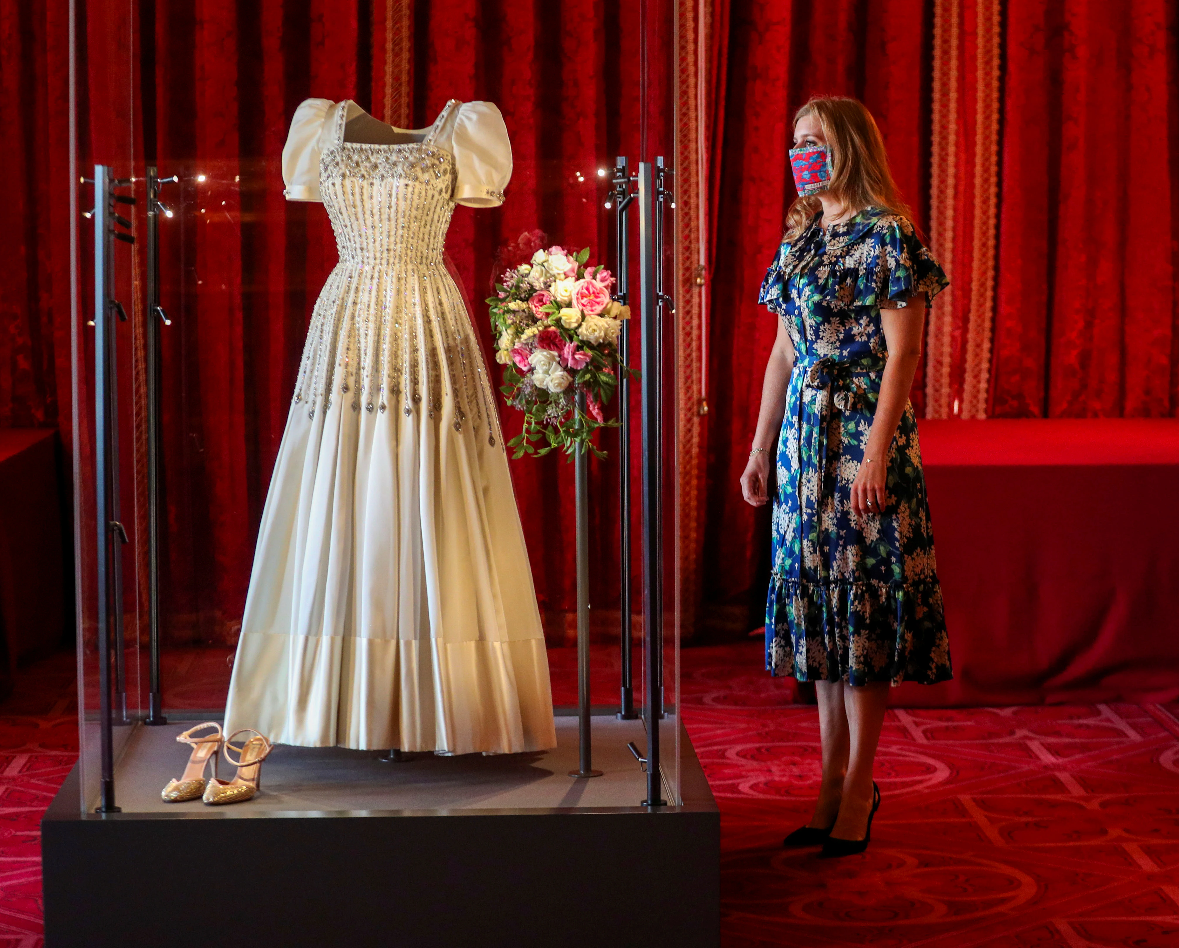 Los vestidos de la Reina Isabel II que han hecho historia