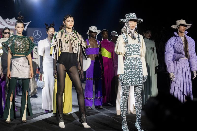 Álvaro Calafat despierta a una adormecida pasarela