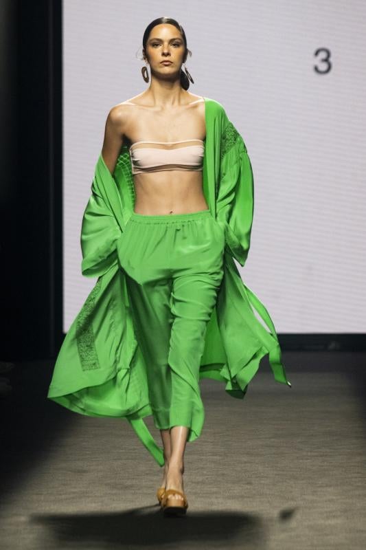 Moda de baño y algo más en la pasarela de Aurelia Gil