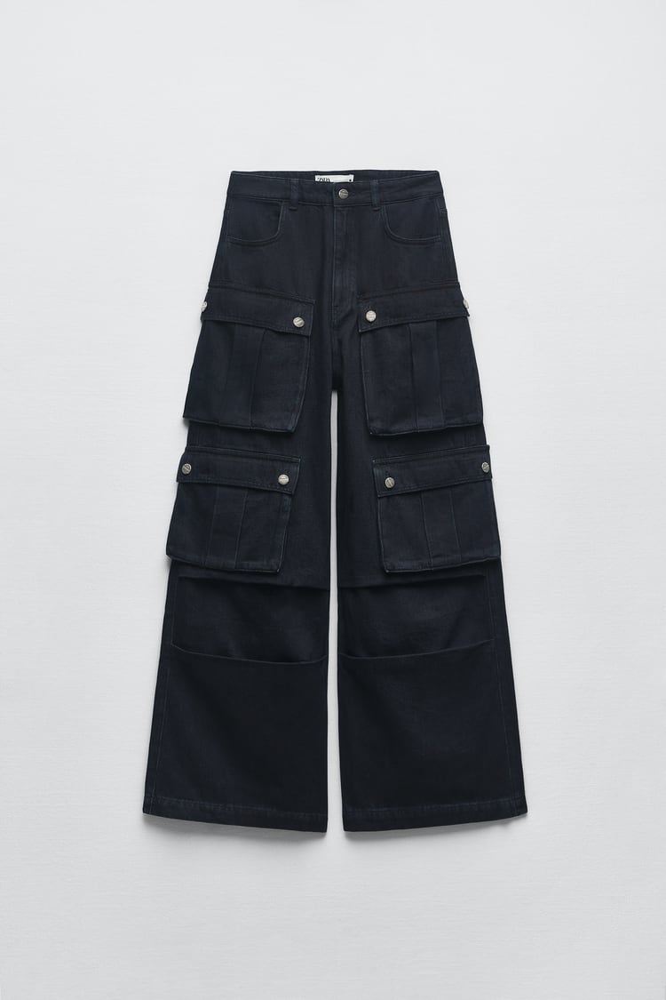 Jeans cargo de Zara: 45,95 euros.