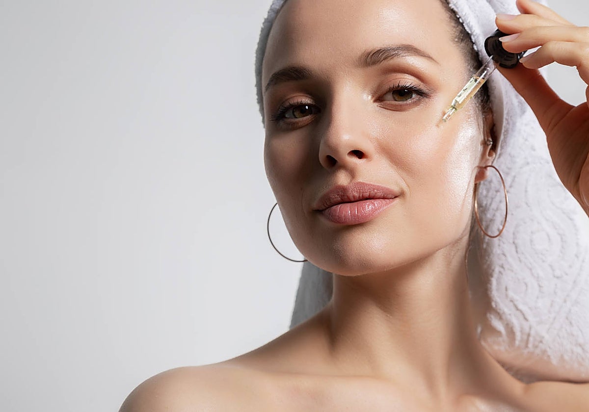 Los péptidos son uno de los ingredientes cosméticos más recomendados para prevenir y tratar las arrugas y la flacidez de la piel del rostro.