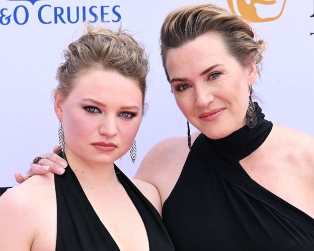 Kate Winslet y su hija, Mia Threapleton.