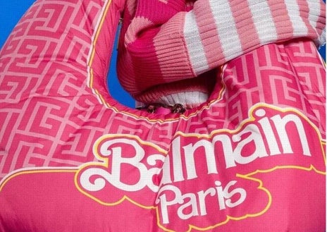 Imagen Secundaria 1 - Balmain en colaboración con Barbie.