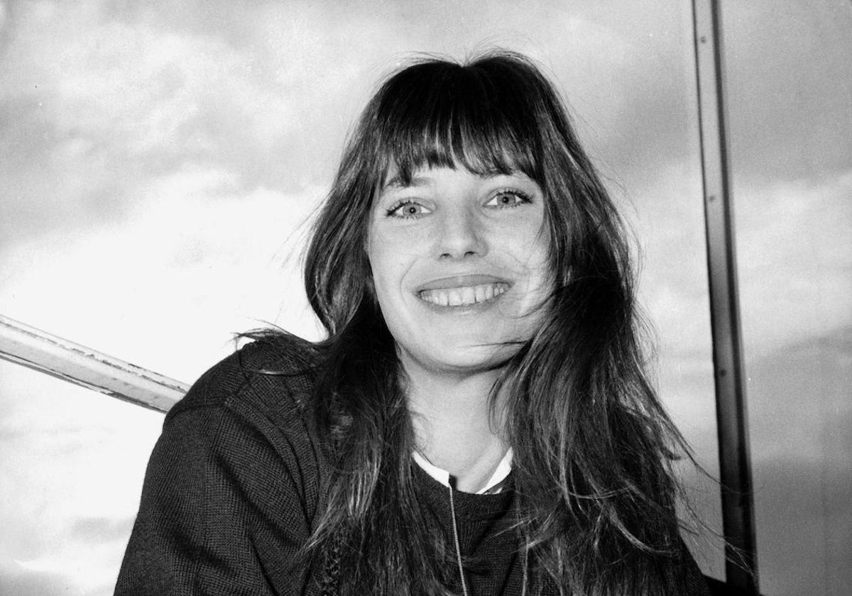 Jane Birkin, el icono de moda que inspiró uno de los bolsos más famosos y  lujosos