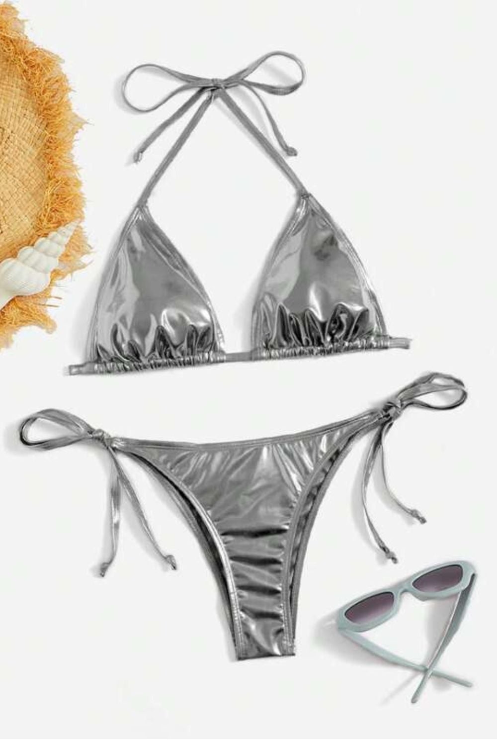 Bikini metalizado de Shein. Nueve euros. 