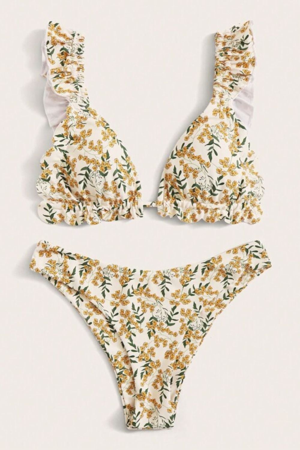 Bikini floral con volante en el tirante. 11 euros en Shein.