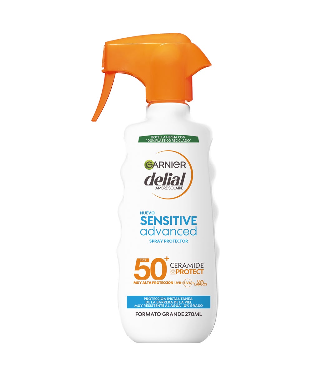 Delial Sensitive Advanced Spray Protect IP50+ de Garnier (14,95 €). Gracias a la nueva tecnología Ceramide Protect, el renovado solar de Garnier ofrece una protección avanzada y completa contra la radiación UVA, UVB y UVA largos, además de reforzar la barrera cutánea de la piel y retener la hidratación de manera eficaz. Su acabado 0% pegajoso y 0% grasiento, aporta una sensación piel desnuda, libre de marcas blancas, pero con gran resistencia al agua. No contiene perfume y está testado bajo control pediátrico.