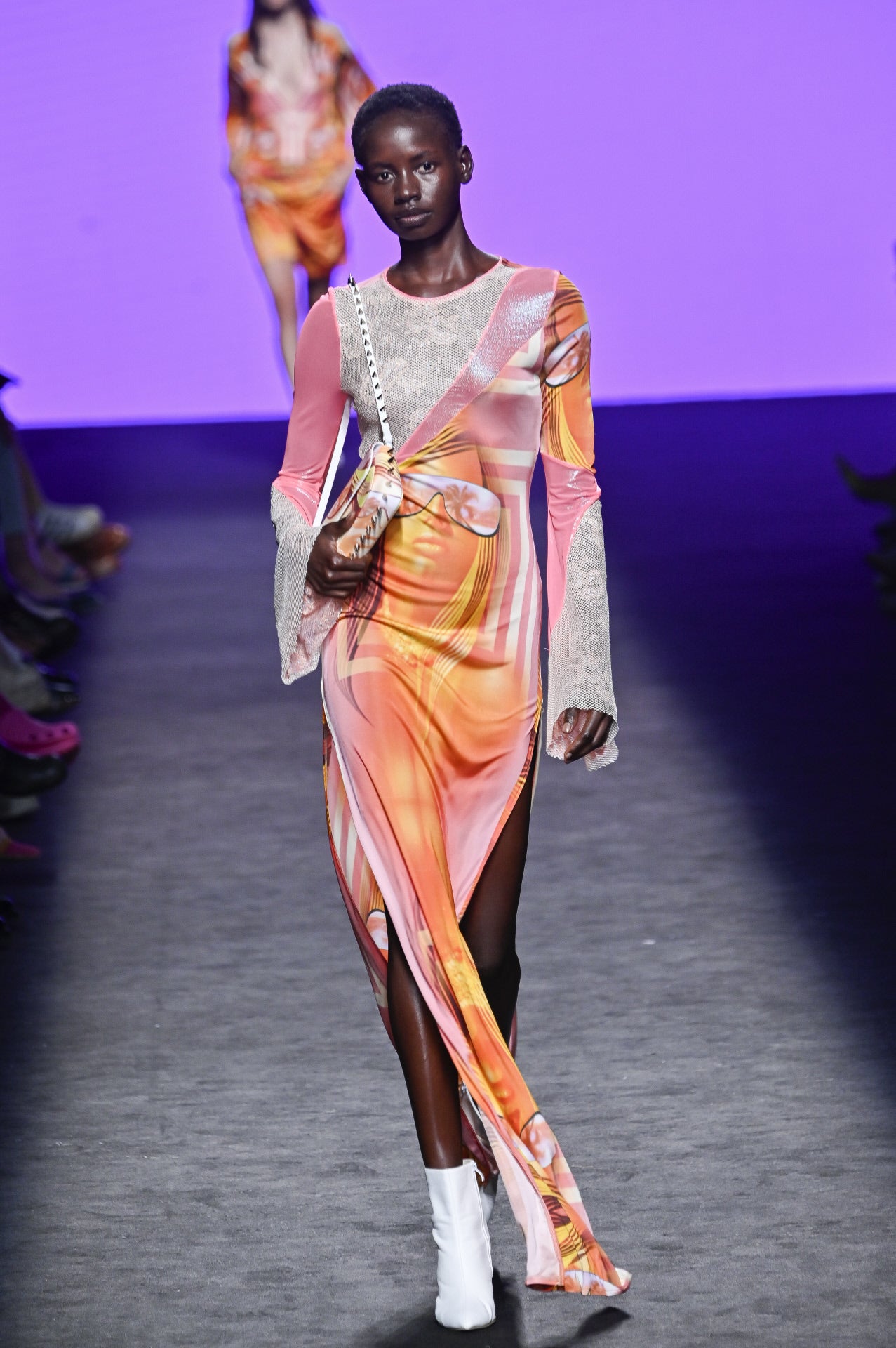 Desfile de Custo Barcelona en la MBFWMadrid 2023. Los colores han inundado la pasarela madrileña con los diseños de Custo Barcelona. 