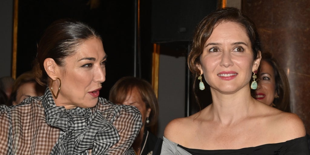 Isabel Díaz Ayuso y su nuevo vestido de Vicky Martín Berrocal que estiliza la figura