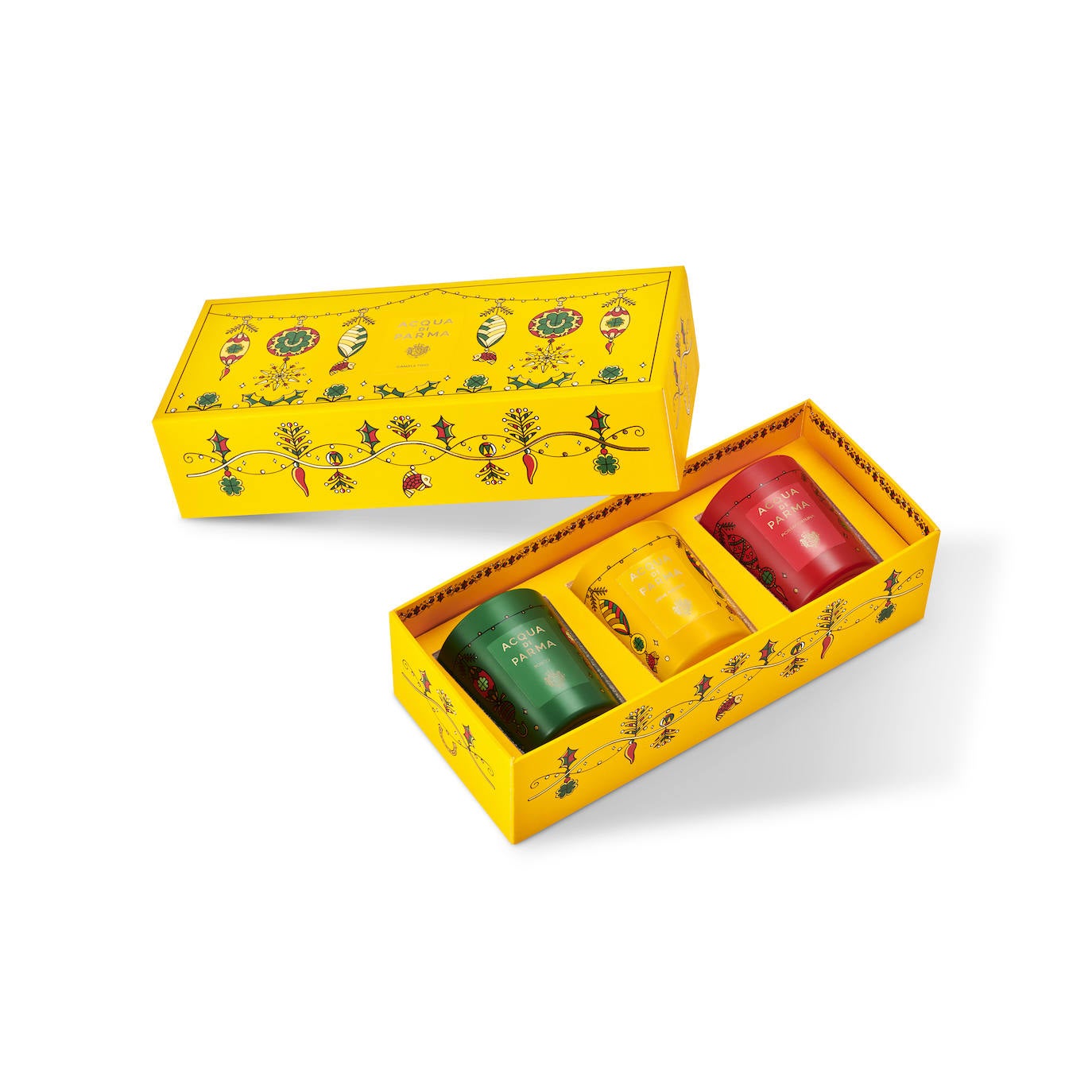 Pack de tres velas de Acqua di Parma (126 euros). Un exclusivo pack, hecho a mano, que alberga tres velas navideñas para inundar el hogar de fragancias únicas.