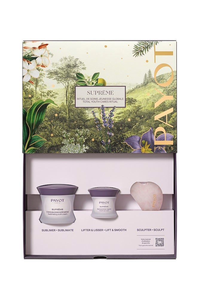 Suprême Xmas Set  de Payot (118 euros). Ritual sublimador de juventud para combatir eficazmente los signos de envejecimiento. Incluye la crema de día Supreme Le jour, la crema para el contorno de los ojos Supreme Le regard y un mini gua sha, para masajear el rostro. 
