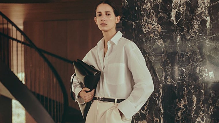 La camisa es una elección muy acertada