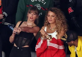 Los looks de Taylor Swift, Blake Lively, Beyoncé y otras famosas en la Super Bowl