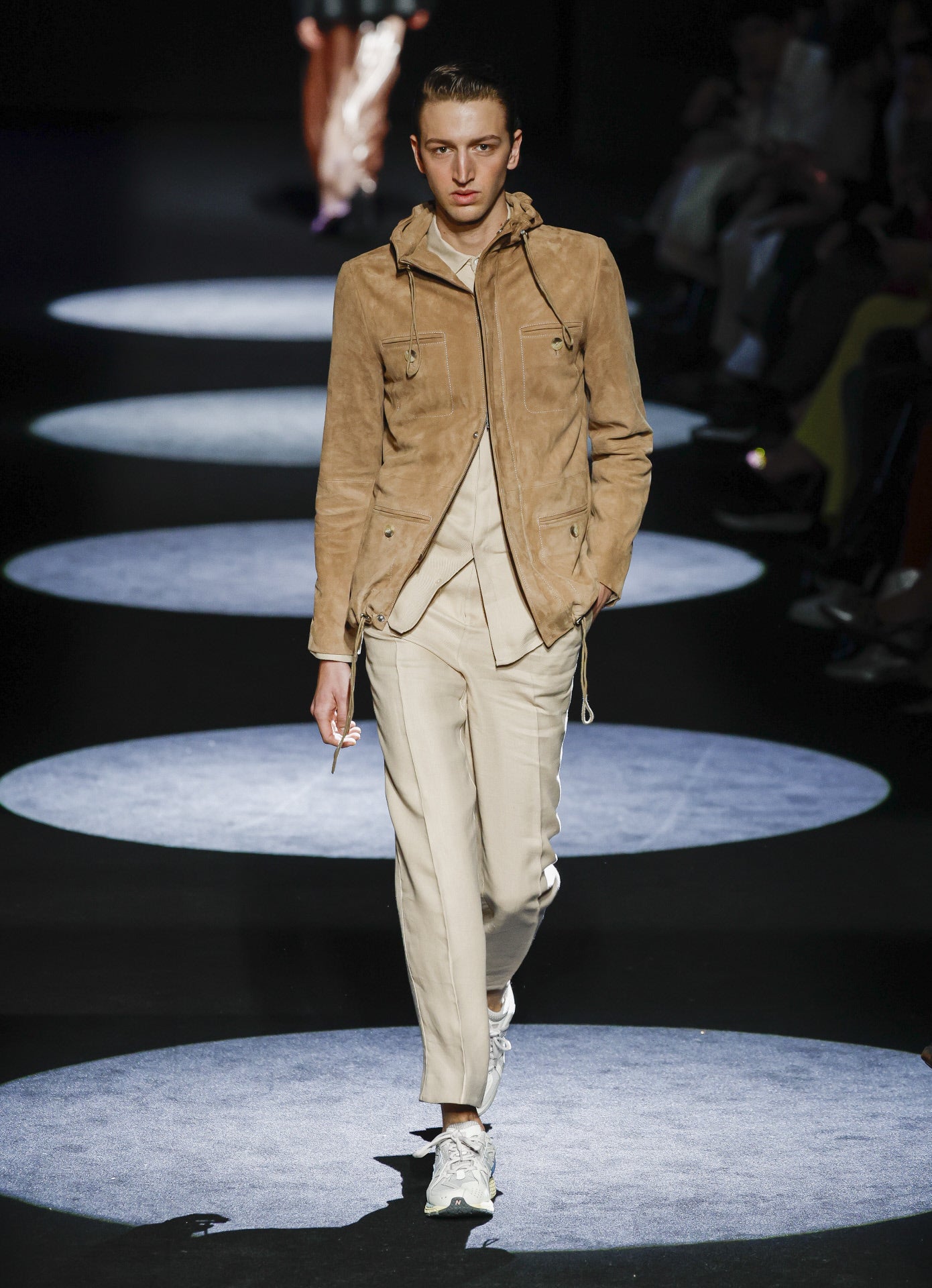 MBFWMadrid: Pablo Erroz (Otoño/Invierno 2024-2025). Los colores neutros y las piezas unisex se han dejado ver durante el desfile de Pablo Erroz.