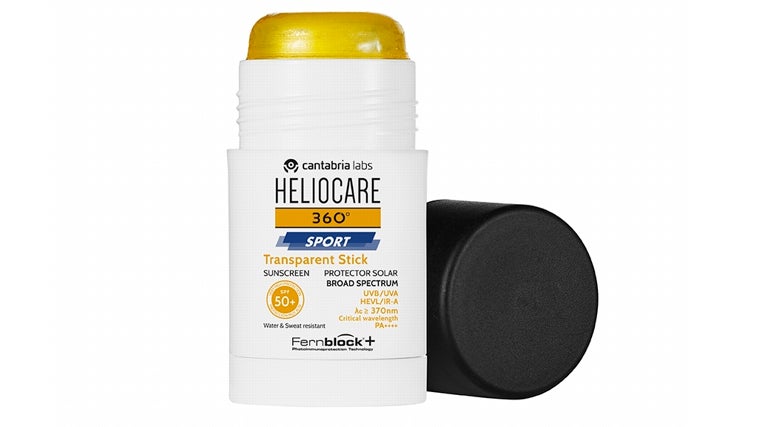 Stick solar Heliocare 360º Sport Transparent Stick SPF 50+.