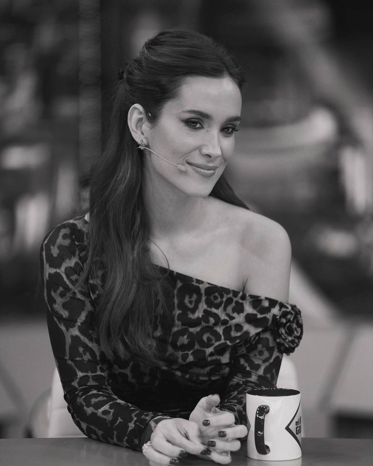 Para el pelo largo, un semirrecogido con volumen. 