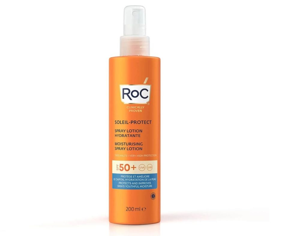 Soleil-Protect Protector Solar Hidratante en Spray FPS50 de ROC. Una crema solar corporal que garantiza gran protección contra los rayos UVA/UVB. Su textura es ligera, no grasa y no deja ningún tipo de residuo blanco en el cuerpo. Cuenta con una textura aterciopelada no grasa que no deja residuos blancos y que se absorbe en cuestión de segundos. Además, es resistente al agua. Su precio: 24,95 euros.