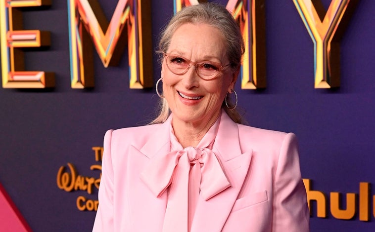 Imagen principal - En sus últimas apariciones, Meryl Streep ha apostado por estilismos de lo más elegantes.