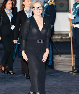 Imagen secundaria 2 - Meryl Streep visitó España en 2023 para recoger el Premio Princesa de Asturias de las Artes.