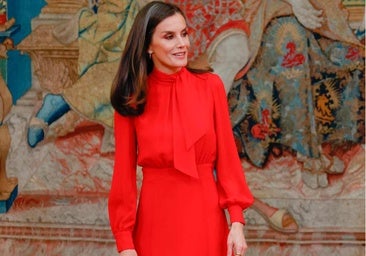 Qué significa vestir de rojo, negro o blanco, según un experto en moda