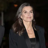 El traje de Mango de la Reina Letizia, perfecto para los próximos compromisos de Navidad