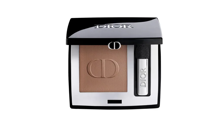 Diorshow Mono Couleur individual eyeshadow, shade 443 Cashmere.