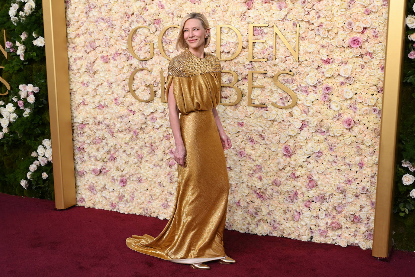 Cate Blancett repitió vestido, un diseño dorado de Louis Vuitton que ya llevó en el Festival de Cannes de 2024. 