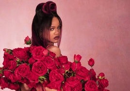 Rihanna se desnuda para promocionar su nueva colección de lencería para San Valentín
