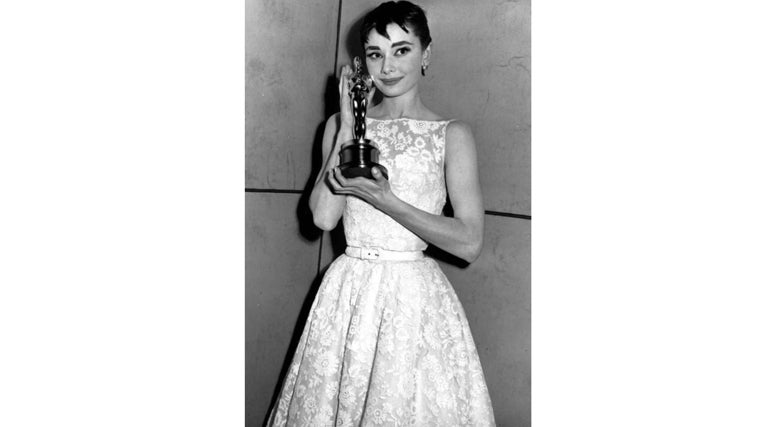 Los vestidos más caros de los Premios Oscar: alguno de hasta 4 millones de euros