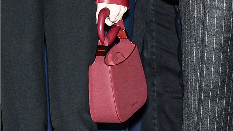 El bolso de Maison Amire que ha llevado Doña Letizia en ARCO.