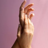 Cómo rejuvenecer las manos, esa parte olvidada que delata la edad más que la cara