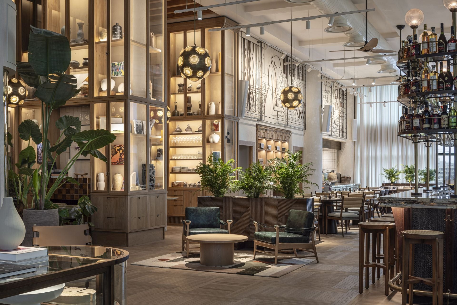 Lázaro Rosa-Violán, los trabajos del interiorista español de moda