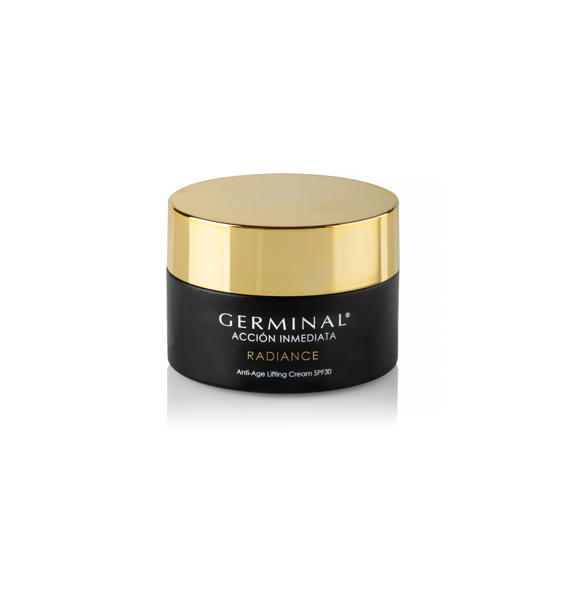 Germinal Acción Inmediata Radiance (46 euros). La primera crema hidratante antiedad de uso diario del mercado con el exclusivo Doble Efecto Flash Germinal que reafirma, tensa e ilumina en pocos minutos y con efecto duradero, más de 8 horas. Además de aportar un aspecto radiante y efecto tensor, también hidrata y ejerce de escudo antipolución y solar con SPF 30. De textura ligera y fácil absorción, entre sus principios activos destacan: aceite de marula, ácido hialurónico, mezcla de algas, extractos de levadura, hamamelis, ginseng e hipericum.