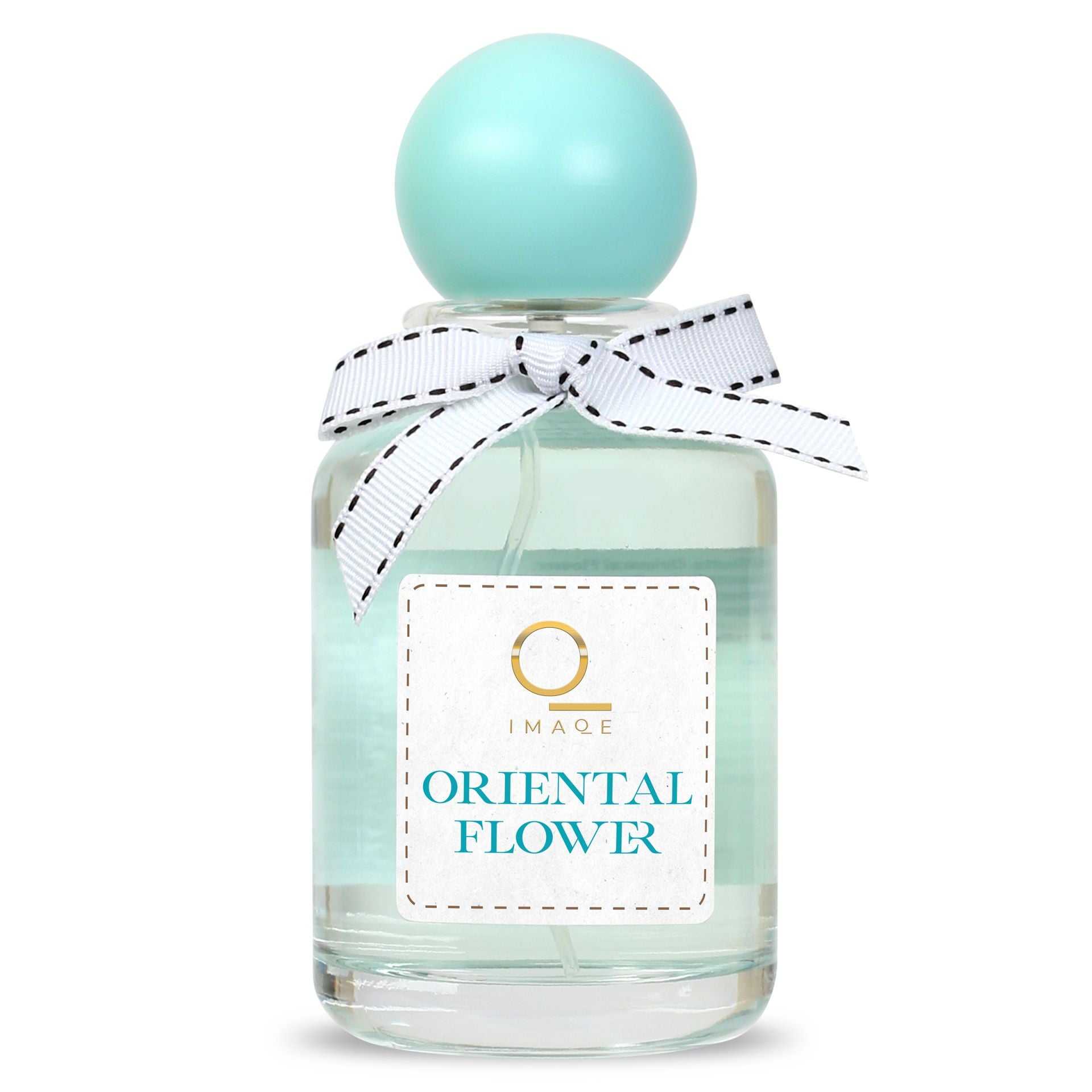 Oriental Flower Eau de Toilette Imaqe de Día (3,99 euros, 100 ml). Con salida especiada de bergamota y eucalipto, su corazón floral de jazmín y flor de naranjo se posa sobre una base de almizcle y vetiver. Un aroma vibrante y elegante, en un frasco azul profundo que evoca el mar y la aventura.