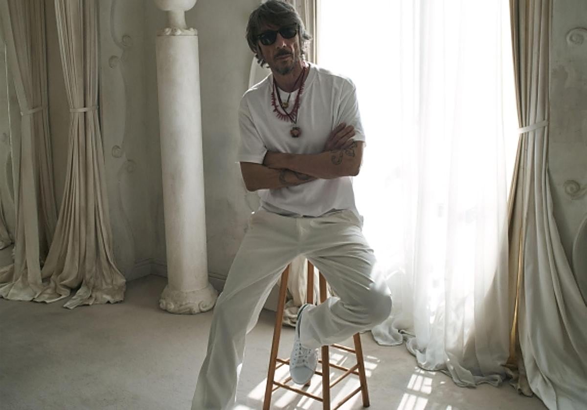 Pierpaolo Piccioli, en la primera foto oficial como director creativo de Balenciaga