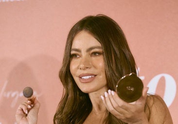 Sofía Vergara: «Me gusta verme bien, no salgo sin maquillaje nunca, ni siquiera cuando voy a la piscina»