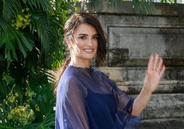 Los looks de Marta Ortega y Penélope Cruz en el baile de verano más exclusivo de París
