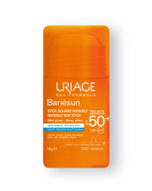 Bariesun Stick Solar Invisible SPF50+ de Uriage (15 euros). Un stick invisible con una textura cristalina que aporta luminosidad, a la vez que protege la piel del rostro y de zonas sensibles como los labios, las cicatrices, la cabeza… Su Skin Shield Technology proporciona una potente protección contra los rayos UVA y UVB para prevenir el daño celular y el fotoenvejecimiento. Enriquecido con astaxantina, un pigmento derivado de un alga natural, y vitamina E, que proporciona un complejo ultra-antioxidante para proteger la piel de los radicales libres.