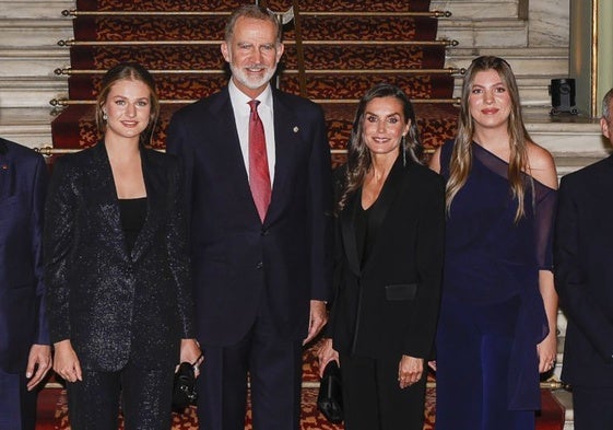 Los estilismos combinados de la Reina Letizia y sus hijas para los Premios Princesa de Girona 2025